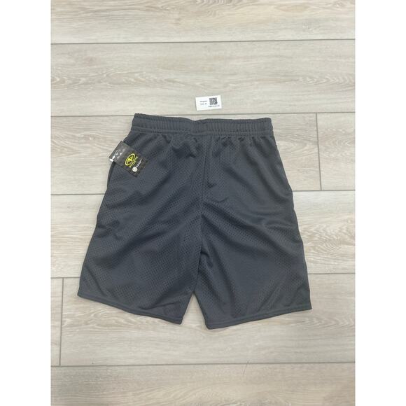 Boys Activewear Gildan Tee, Hanes Tank & Athletic Works shorts NWT - Picture 4 of 7